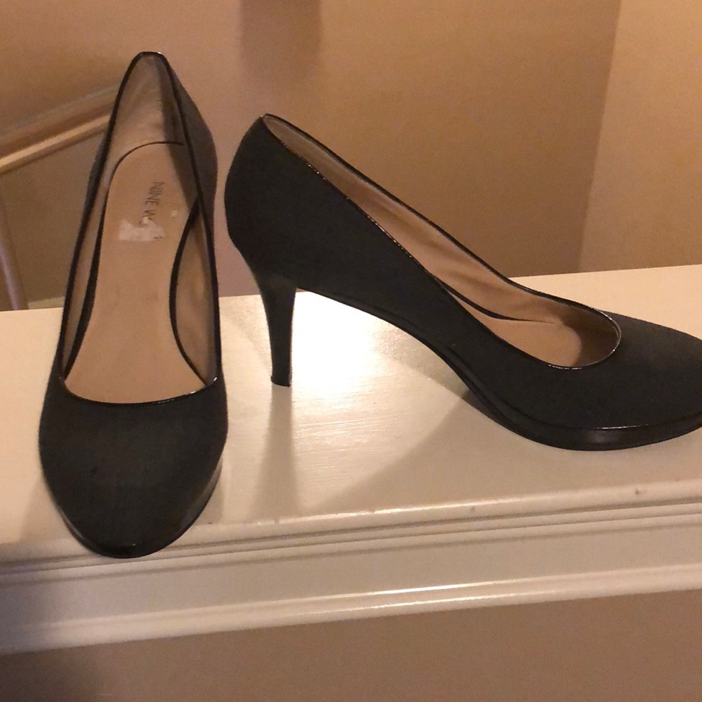 Shoes - Picture 2 of 2